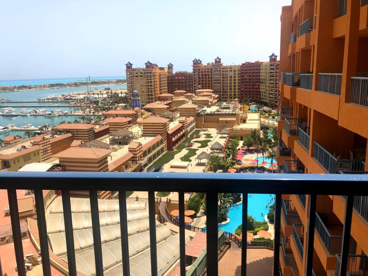 Sea View Apartment In Porto Marina El Alamein Exterior photo